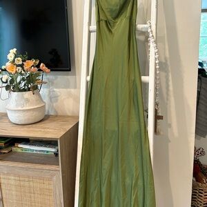 Elegant Green Satin dress